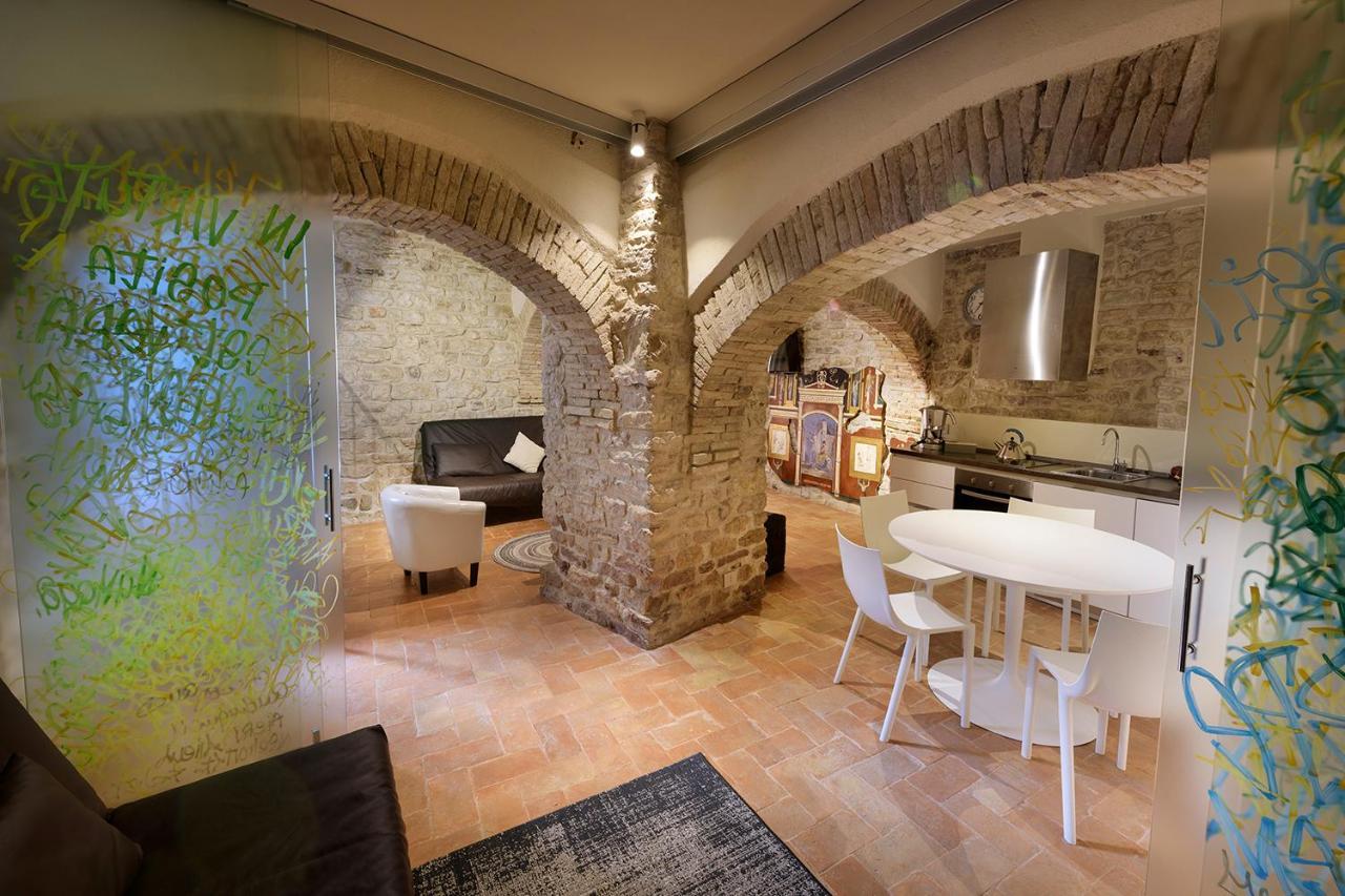 Perfetta Letizia Casa Vacanza Assise Extérieur photo